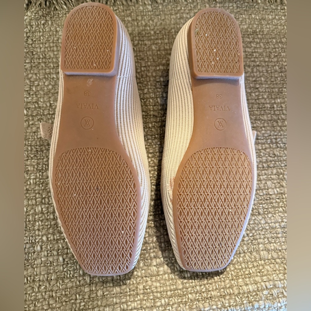 VIVAIA Square Toe Mary Jane Flats Size 7-7.5 in Almond - Picture 4 of 6